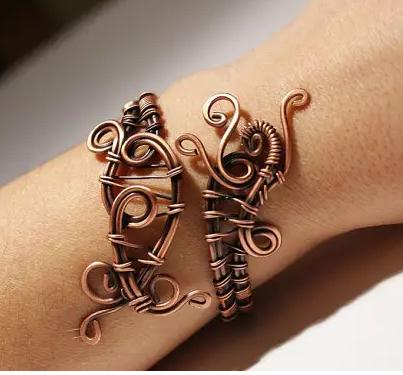 What Are the Benefits of Wearing Copper Bracelets  LEAFtv