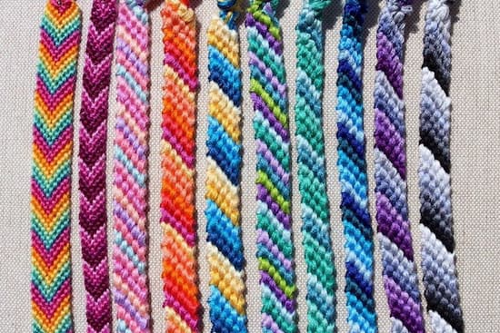 Friendship Bracelets 101: History, Meaning, and DIY Projects