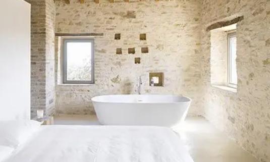 Cozy Bathtub Rural Bedroom
